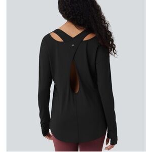 NWOT HALARA Long Sleeve Thumb Hole Cut Out High Low Yoga Sports Top size Large